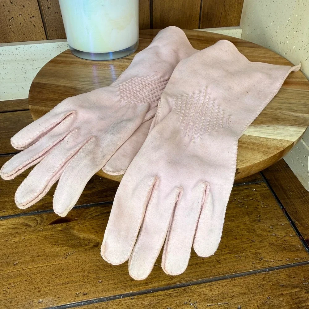 Vintage Blush Pink Gauntlet Gloves Smocked Wrist Detail Mid Century Formal